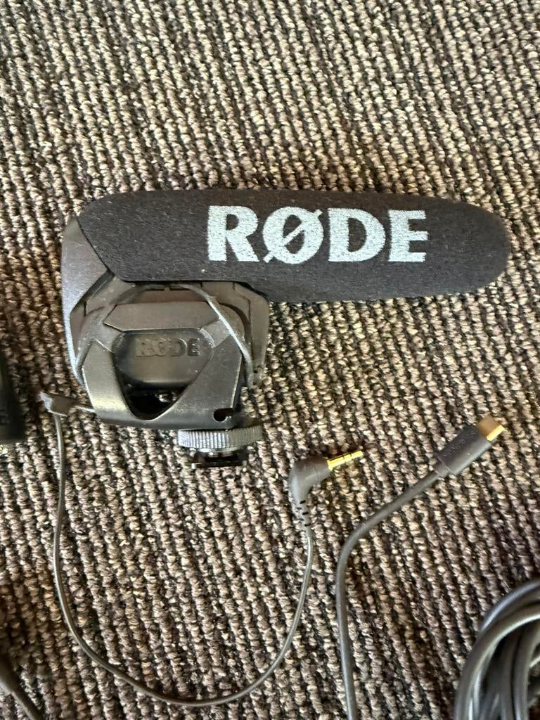 Rode VideoMic Pro (incl. kabels), Enlèvement ou Envoi, Utilisé