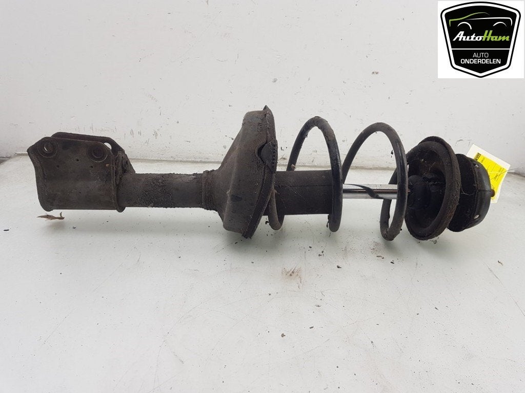 AMORTISSEUR OU ABSORBEUR DE CHOC AVANT DROIT (|8200662261|86, Renault, Utilisé, Peter-Huppertz-Straße 5
51063  Köln, DE, Dialog.deutschland@renault.de