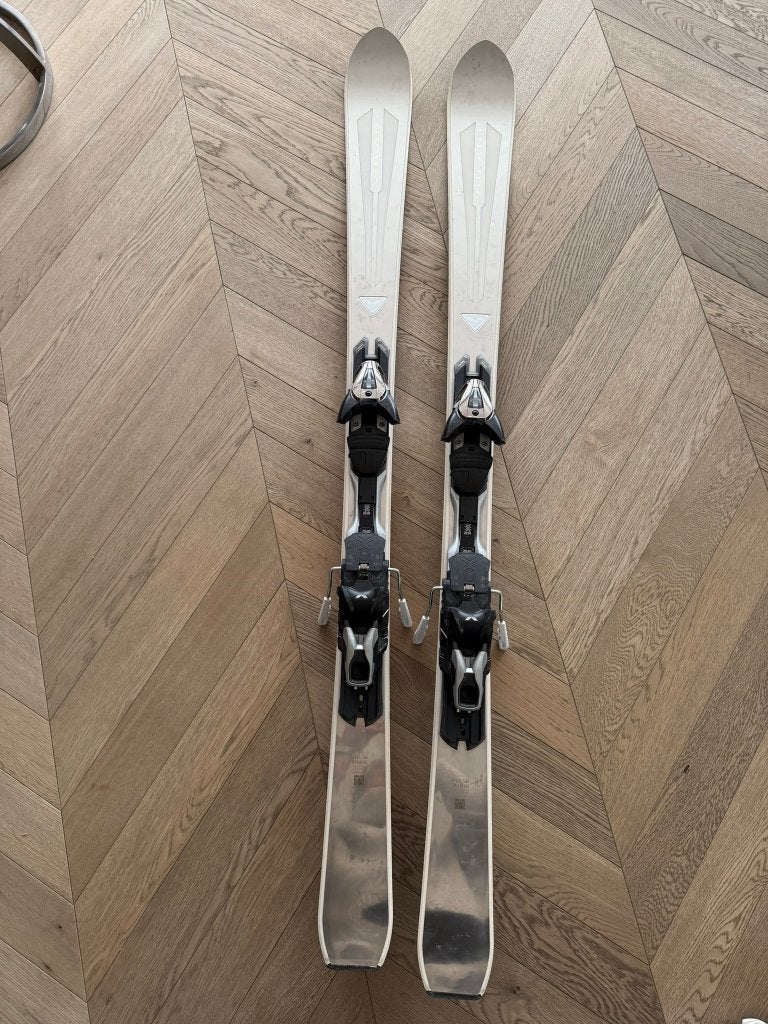 ski's zilver, 140 tot 160 cm, Gebruikt, Carve, Ophalen