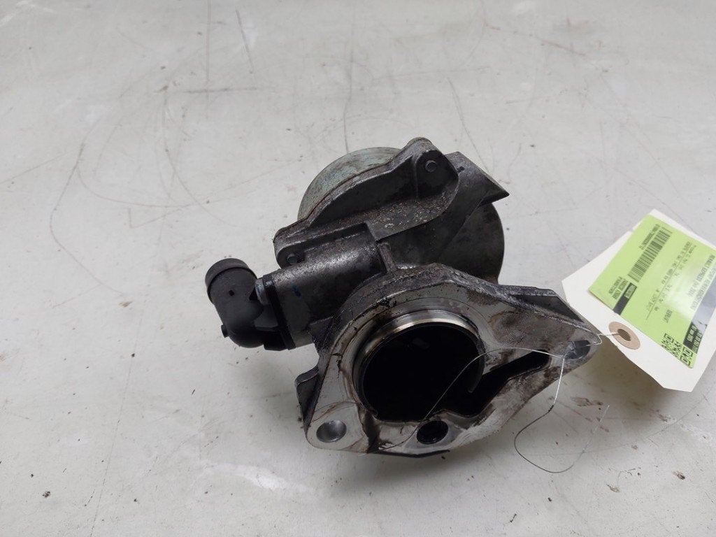 VACUUM POMPE FREIN BOOSTER ABS Express (|146502327R|), Dhr. J. Ham, Renault, Administratie@autoham.nl, Utilisé