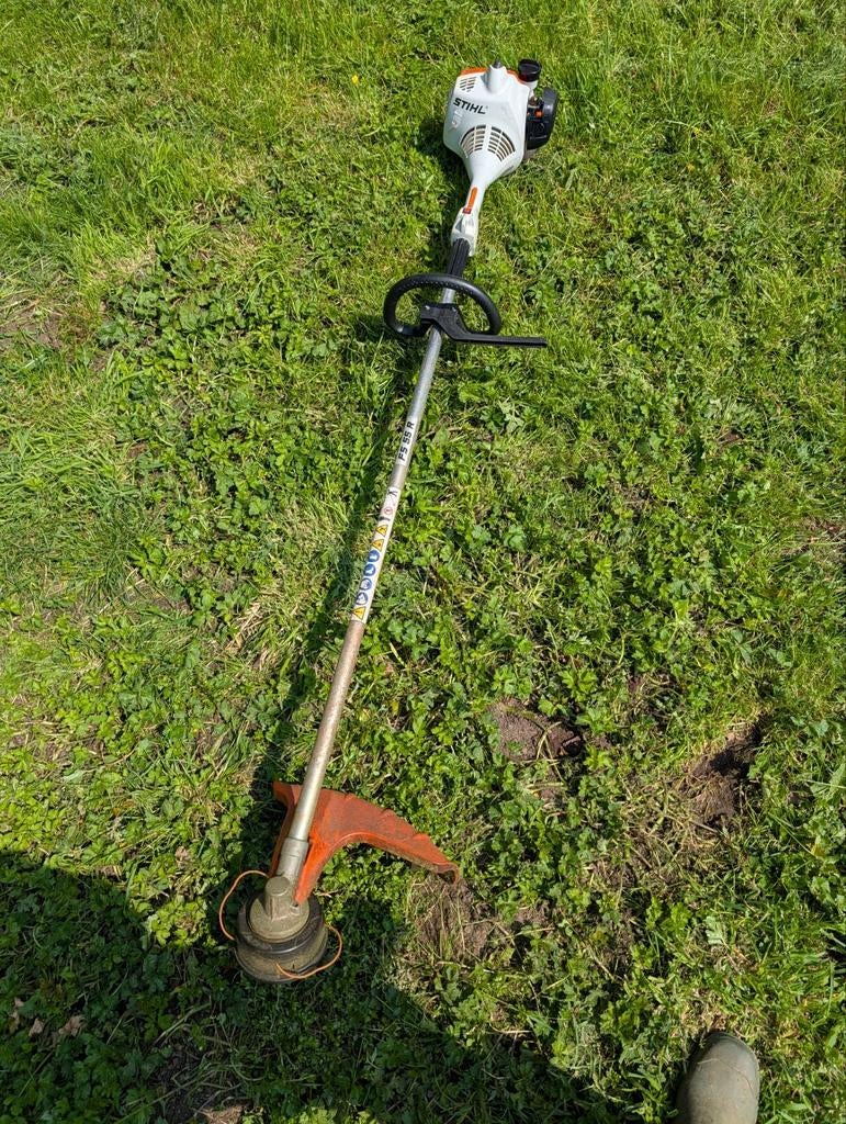 Stihl grastrimmer bosmaaier, Ophalen