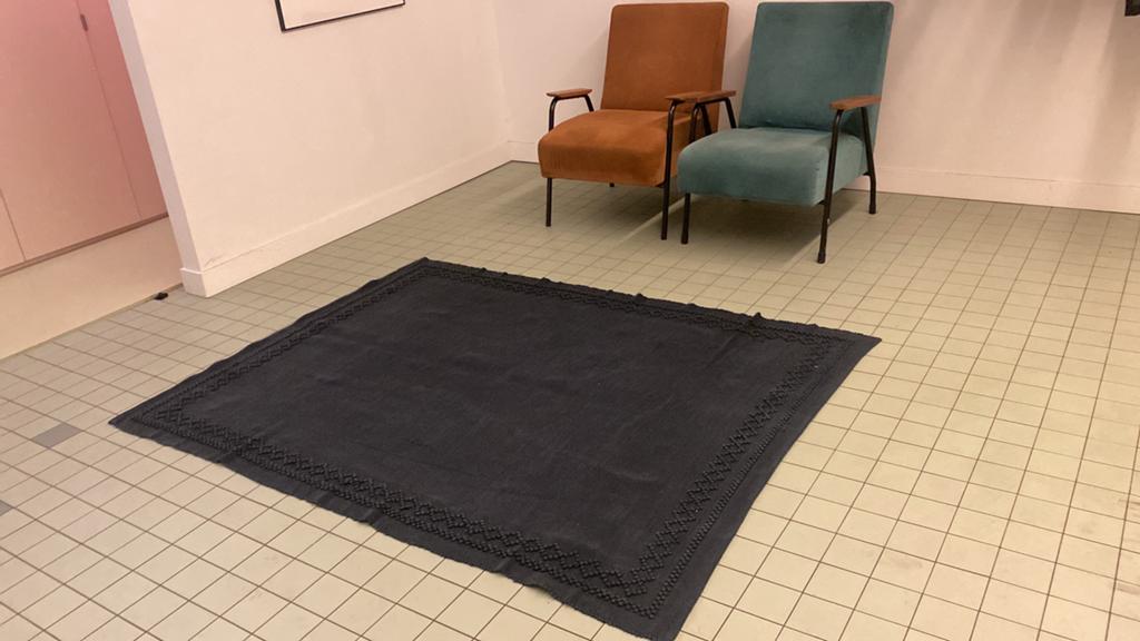 Tapijt / vloerkleed / mat in zwart katoen, Ophalen, Zo goed als nieuw, Zwart