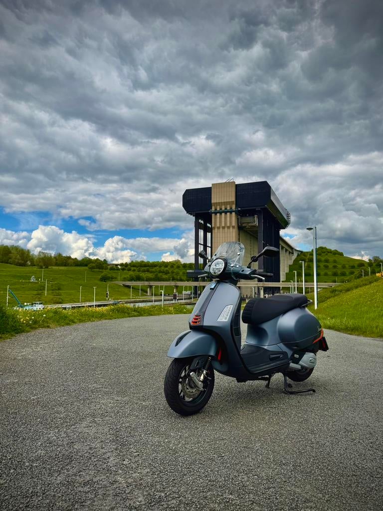 Vespa Super Sport 125cc, Fietsen en Brommers, Scooters | Vespa, Zo goed als nieuw, Vespa S, Benzine, Ophalen
