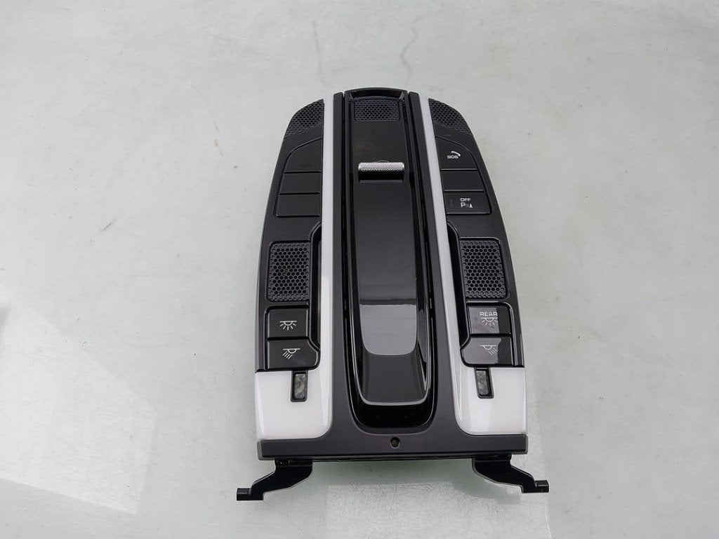 BINNENVERLICHTING VOOR Porsche Cayenne III (9YA), Gebruikt, Porsche Deutschland GmbH, Porscheplatz 1
70435  Stuttgart, DE, Porsche