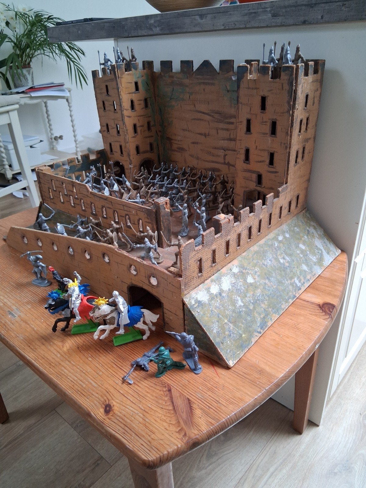 kasteel met ridders, Ophalen, Gebruikt