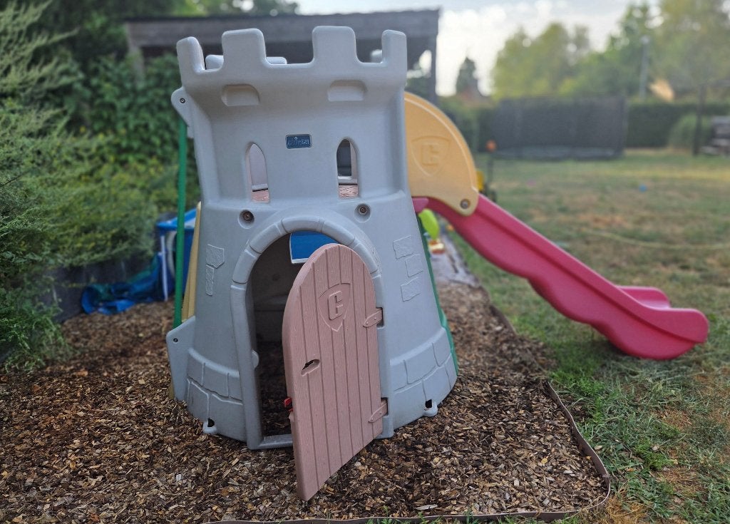 CHICCO speelkasteel met glijbaan, Enlèvement, Utilisé, Synthétique