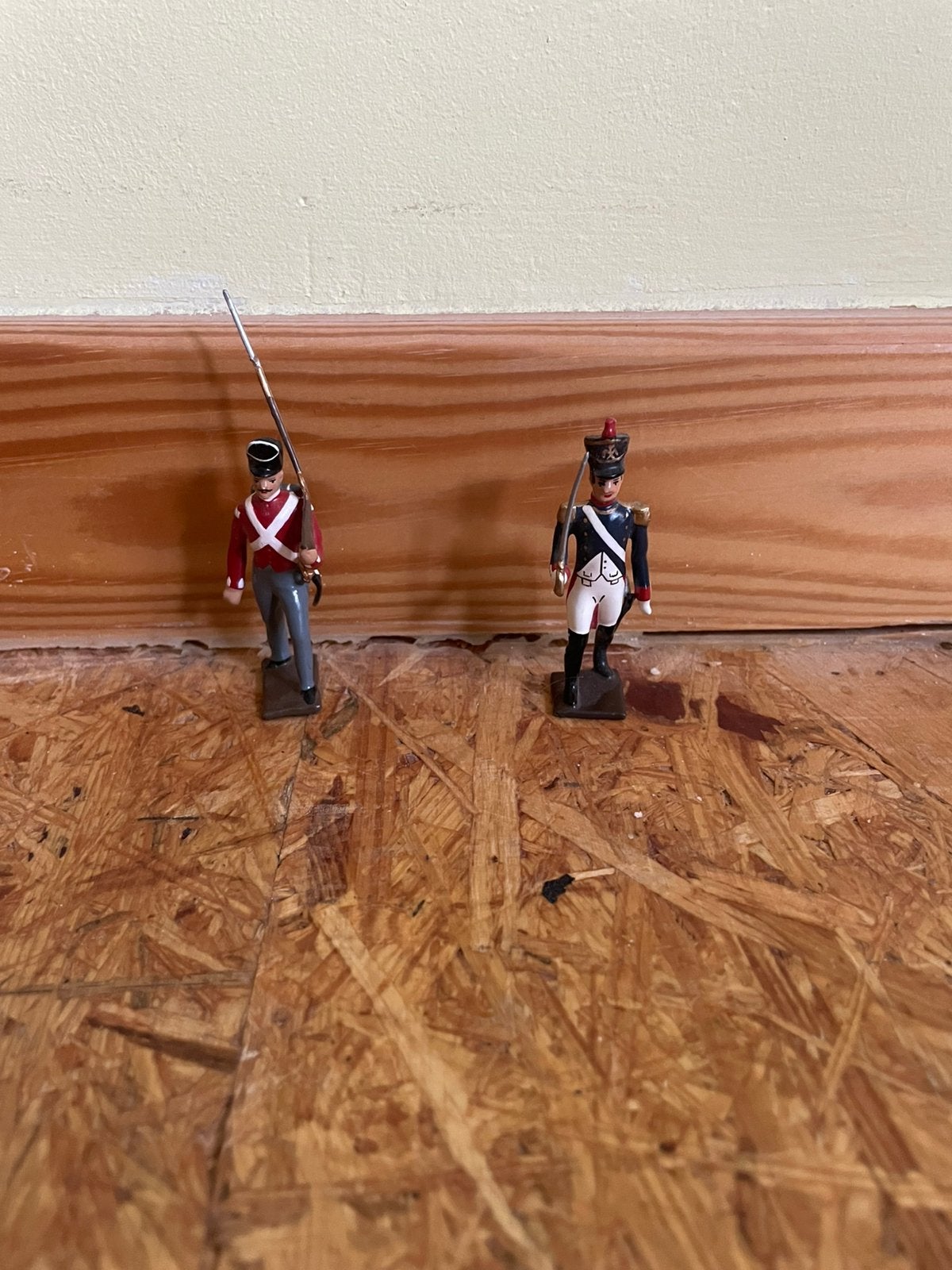 Miniatuur soldaten, Ophalen, Zo goed als nieuw