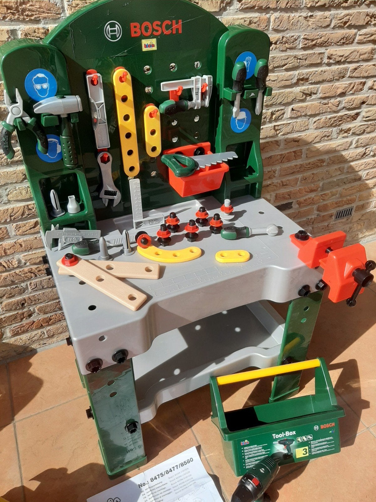 Mooie werkbank + Toolbox + boormachine, Ophalen, Zo goed als nieuw