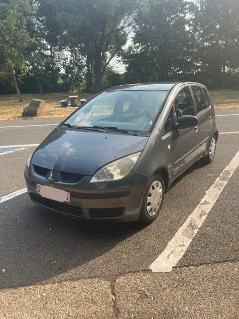 Mitsubushi Colt - 1100cc - 2004 - 148681KM - trekhaak, Auto's, Voorwielaandrijving, Stof, Colt, Trekhaak