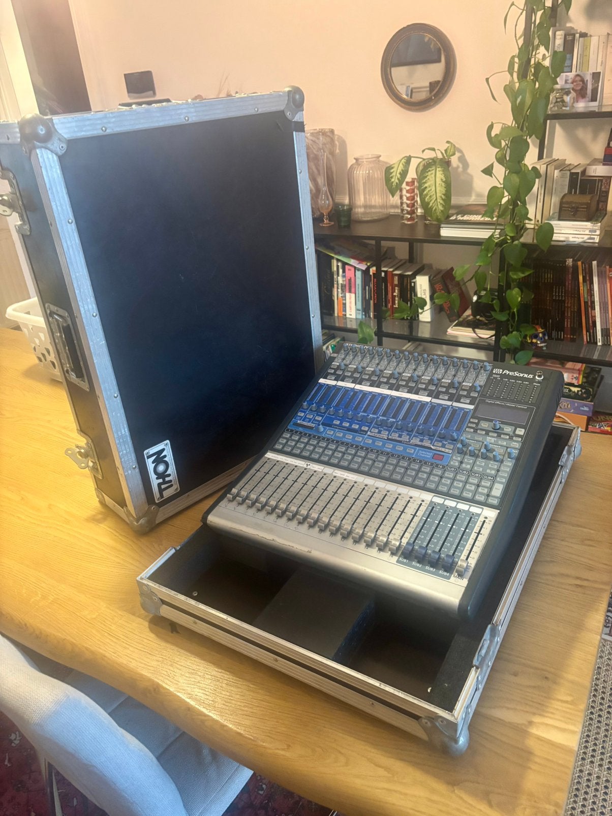 PreSonus StudioLive 16.4.2 + flightcase — mixer, Muziek en Instrumenten, Ophalen, Gebruikt, 10 tot 20 kanalen, Microfooningang