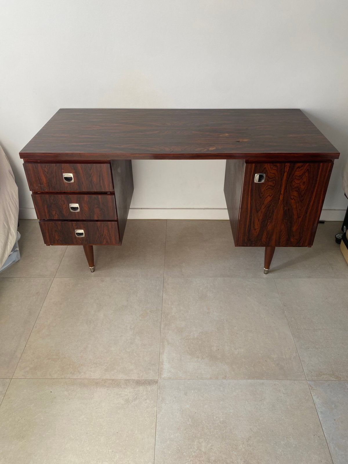 Vintage bureau in donker hout – retro design, Vintage, Ophalen, Gebruikt