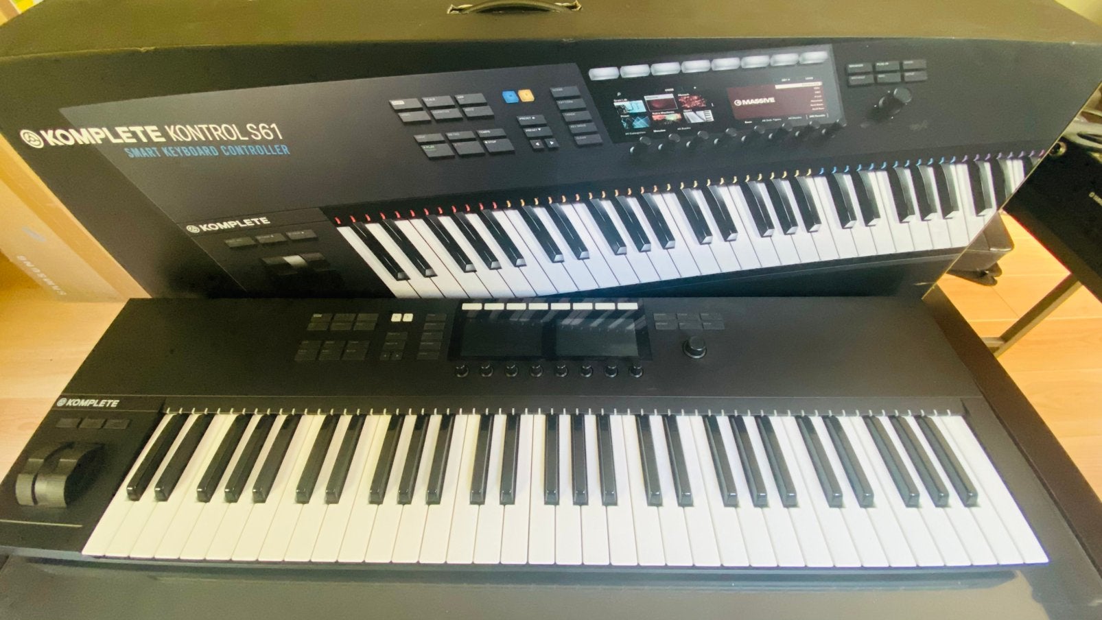 Native Instruments Komplete S61 Mk2 controller, Enlèvement, Comme neuf