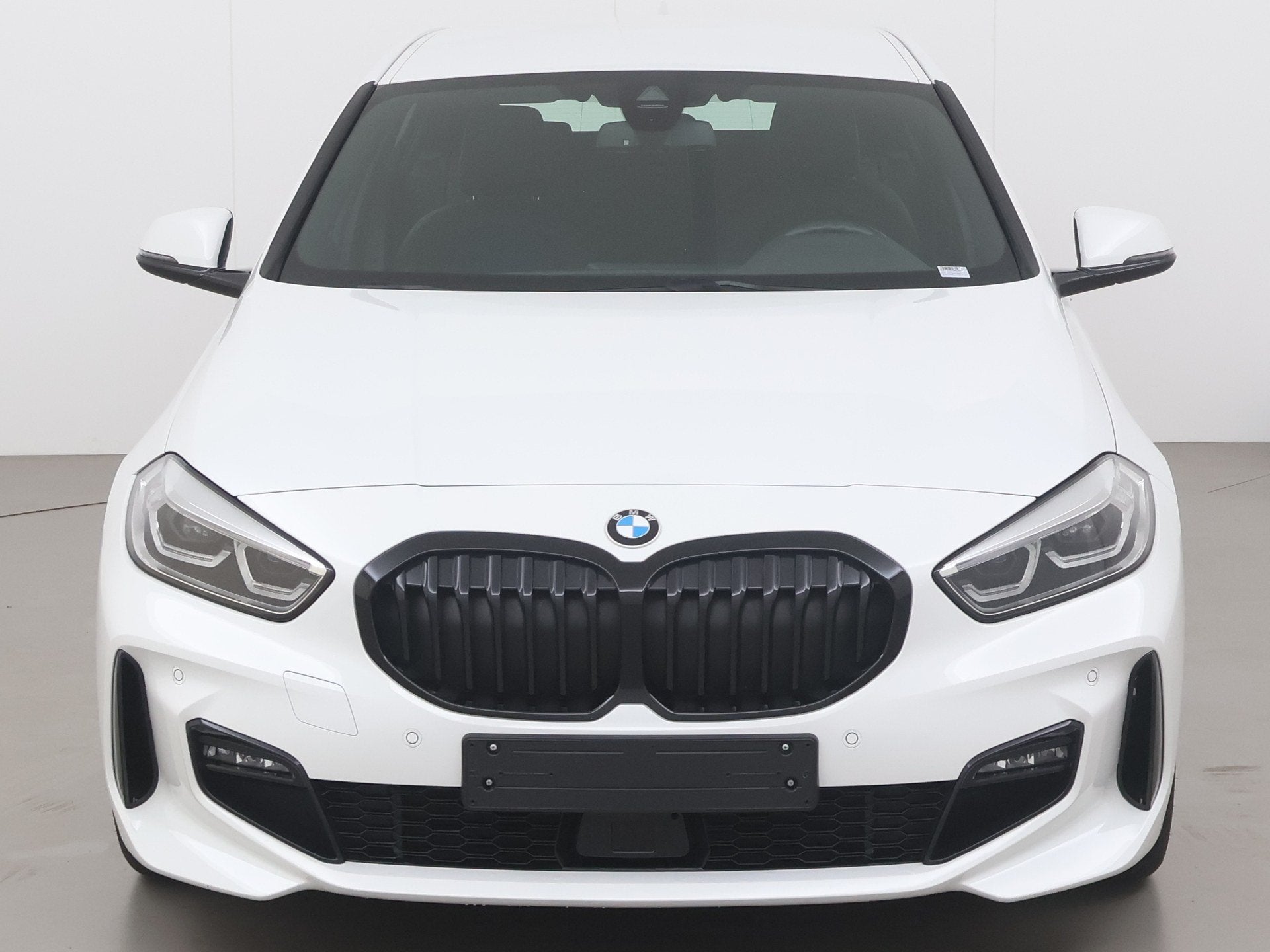 BMW 1 HATCH 118ia 136 AT, Auto's, BMW, Automaat, Overige modellen, Airconditioning, Wit