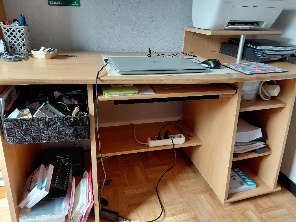 bureau, Maison & Meubles, Bureaux, Autres marques, Bureau d'ordinateur, 63 cm, Enlèvement
