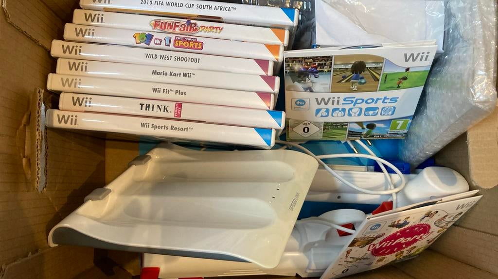 Wii set compleet, Ophalen, Gebruikt, Met 2 controllers, Met games