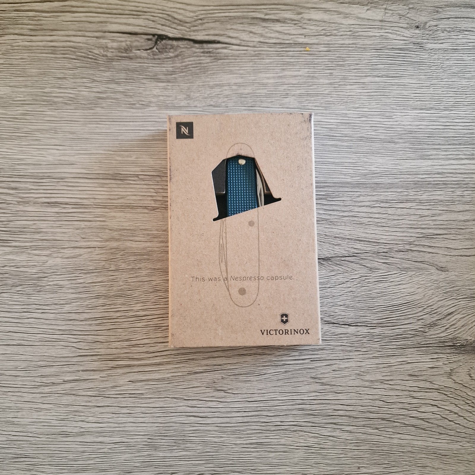 Victorinox Pioneer Nespresso Dharkan Limited Edition 2018, Télécoms, Téléphonie mobile | Accessoires & Pièces, Enlèvement ou Envoi