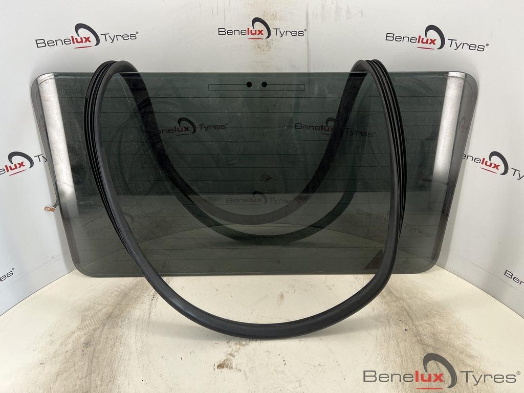 achter ruit met rubber Mercedes G-klasse W463 A4637401057, Auto-onderdelen, Ruiten en Toebehoren, Mercedes-Benz, Gebruikt, Ophalen of Verzenden