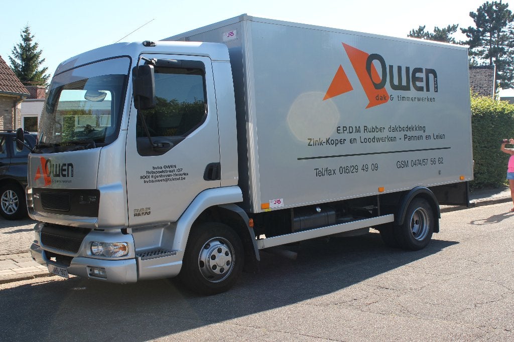 daf lf 45   geisoleerde gesloten bakwagen, Autos, Camions, Argent ou Gris, Achat, 2 places, Boîte manuelle