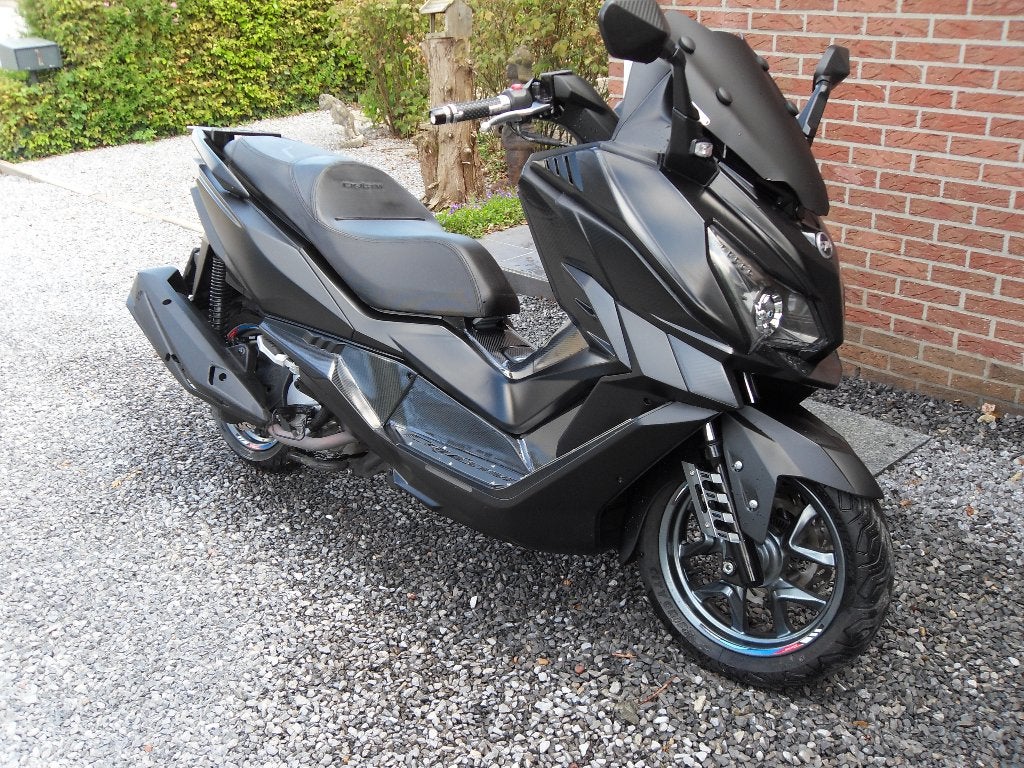 maxi scooter sym 300i, Motoren, Ophalen, 1 cilinder, 12 t/m 35 kW