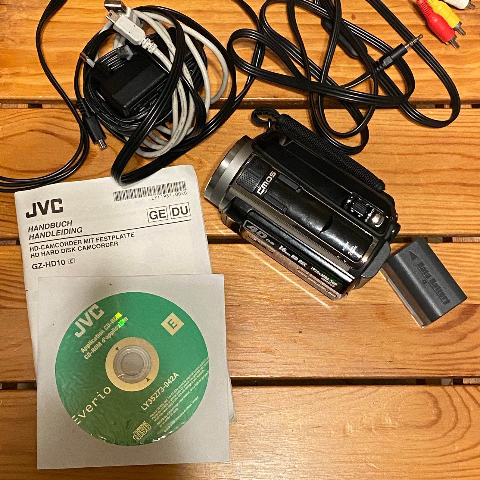 JVC Everio, GZ-HD10E, numérique compact, comme neuf, Enlèvement ou Envoi, Comme neuf, Carte mémoire, JVC