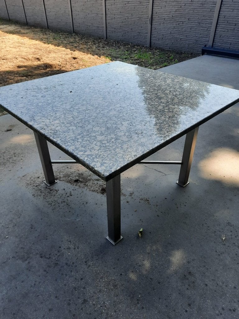 GRATIS tuintafel, Tuin en Terras, Ophalen, Vierkant, Aluminium
