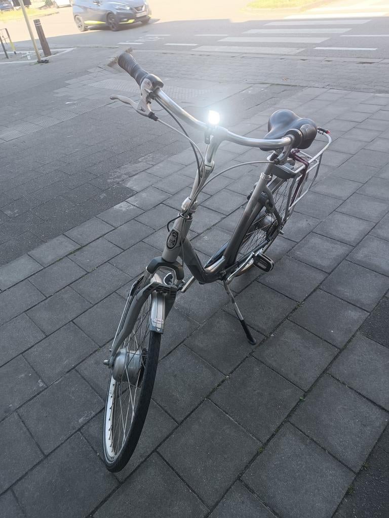 Sparta elektrisch damesfiets
Met 7 versnellingen
28 inch ban, Ophalen, Versnellingen