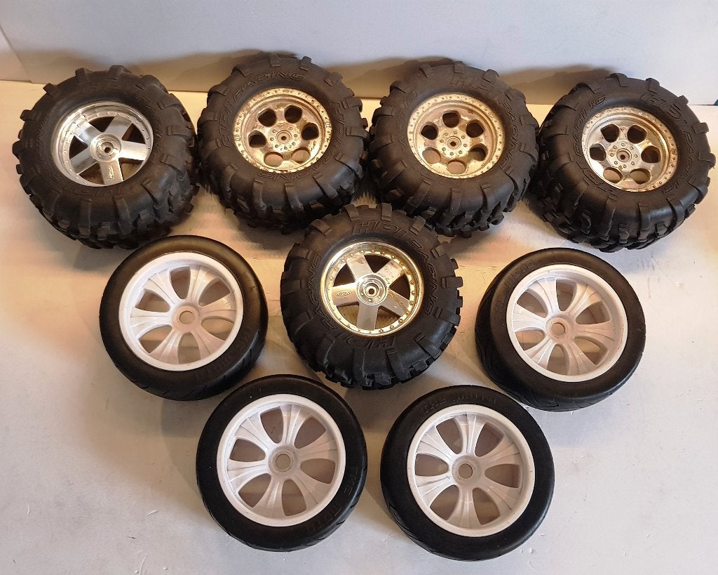 Lot de pneus et jantes HPI et Moto (hex de 12 mm et 17 mm), Enlèvement ou Envoi, Échelle 1:8, Pièce, Utilisé