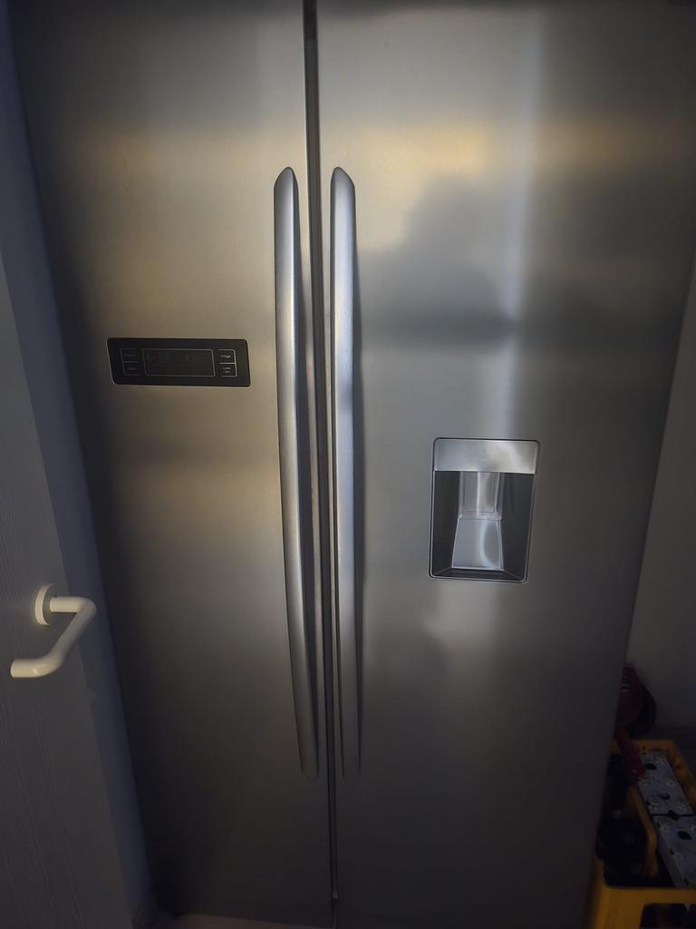 Frigo en diepvries ineen, Elektronische apparatuur, Koelkasten en IJskasten, Ophalen, Zo goed als nieuw