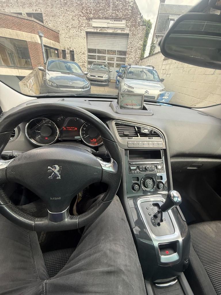Peugeot 5008 Allure (année de construction 2015), Autos, Peugeot, Entreprise, Achat, ABS, Airbags, Air conditionné, Bluetooth