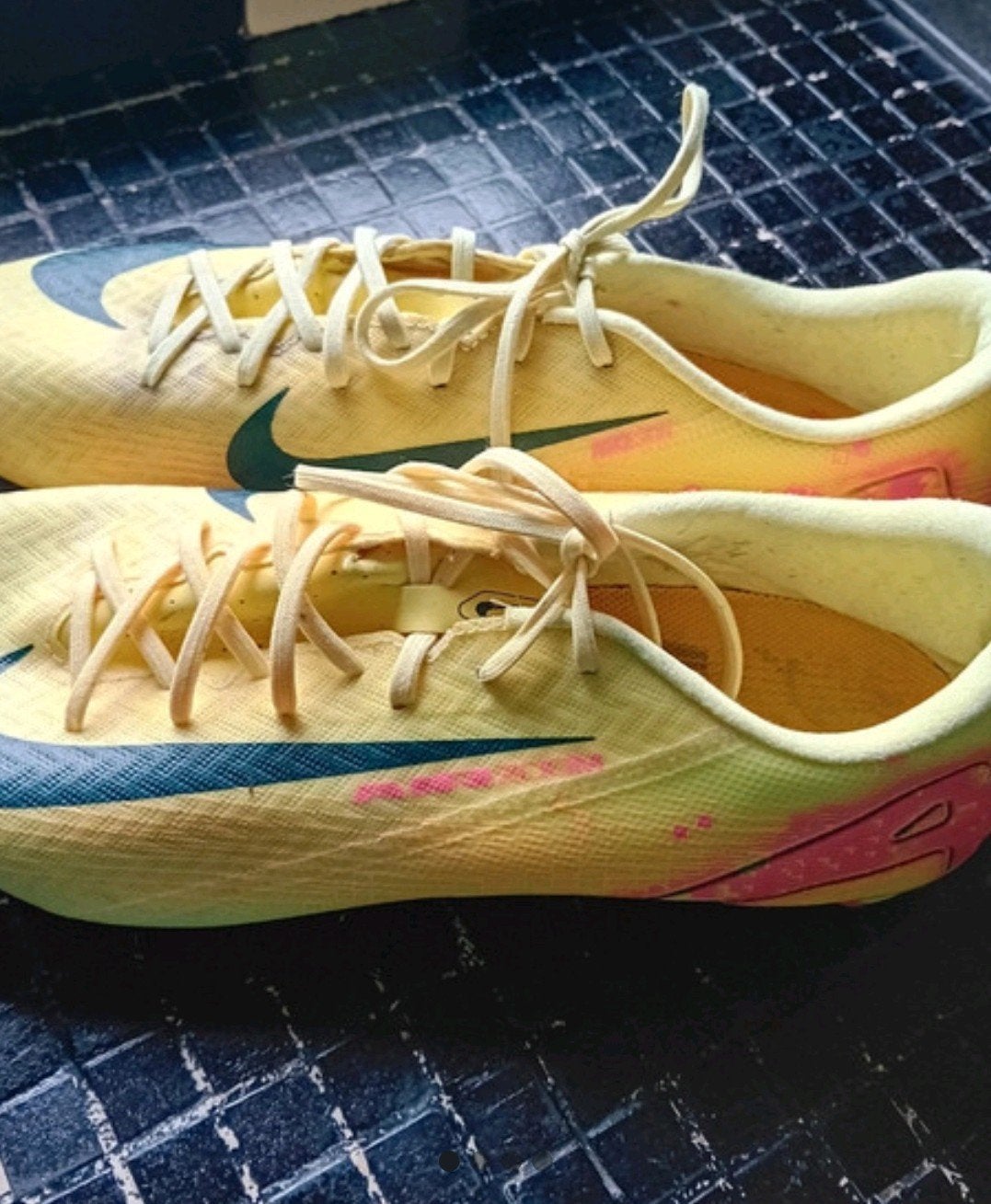 Voetbalschoenen, Sport en Fitness, Voetbal, Ophalen of Verzenden