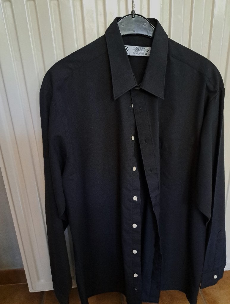 zwart hemd, Kleding | Heren, Overhemden, Ophalen of Verzenden, Zo goed als nieuw, Zwart, Halswijdte 41/42 (L)