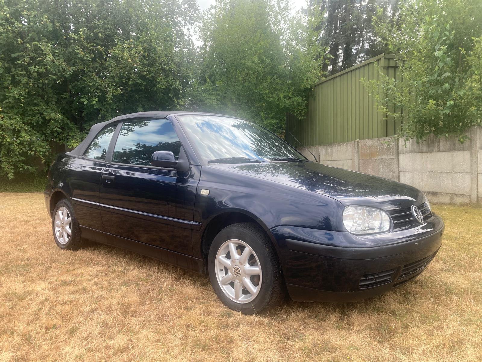 Volkswagen Golf Cabriolet 1.6 karman, Cuir, Cabriolet, Boîte manuelle, Noir