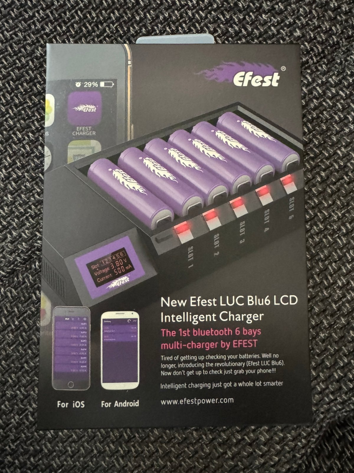 Efest LUC blu6 LCD oplader nieuw, Ophalen of Verzenden, Nieuw