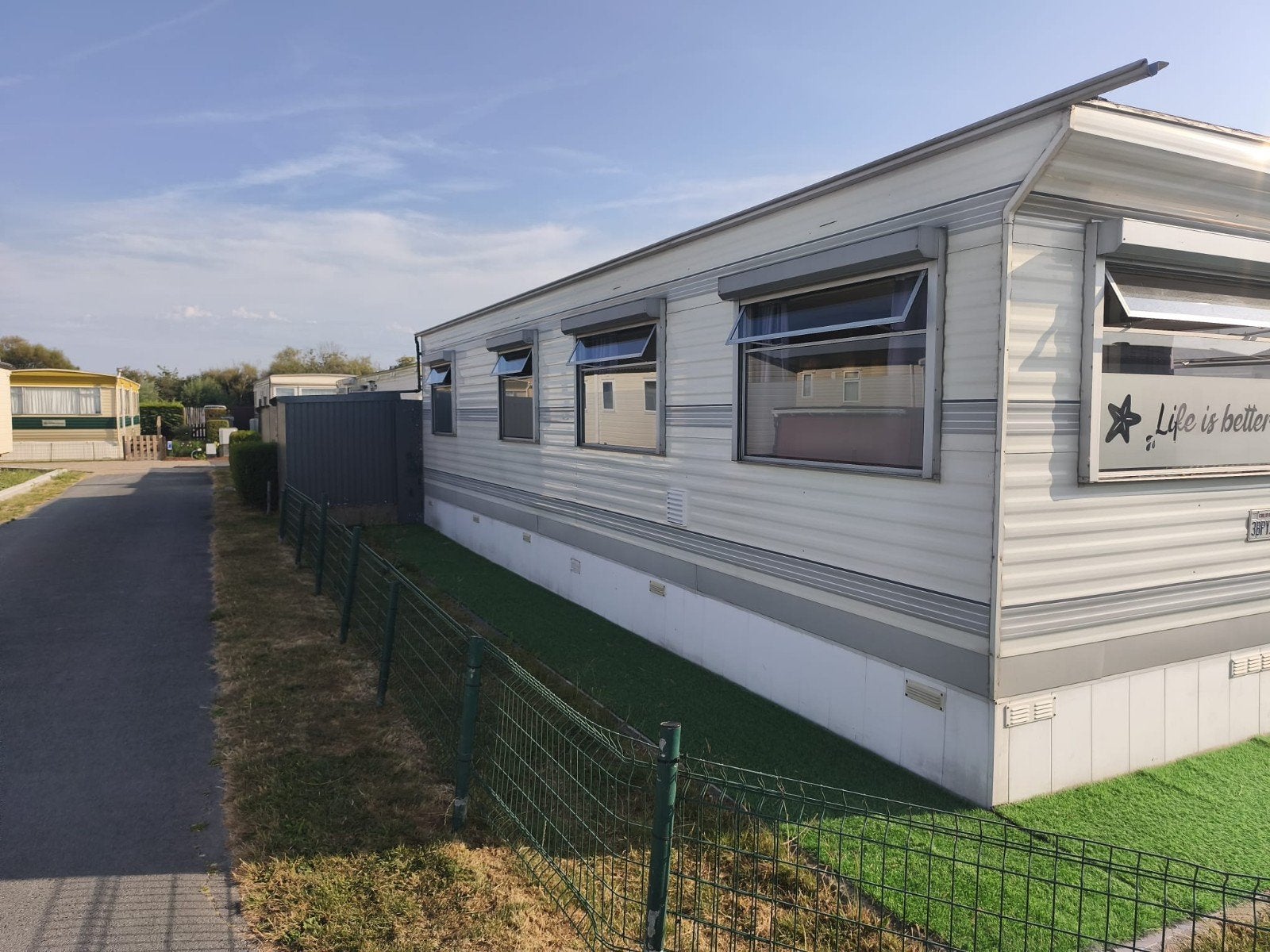 willerby : lengte 10m op 3m60 breedte