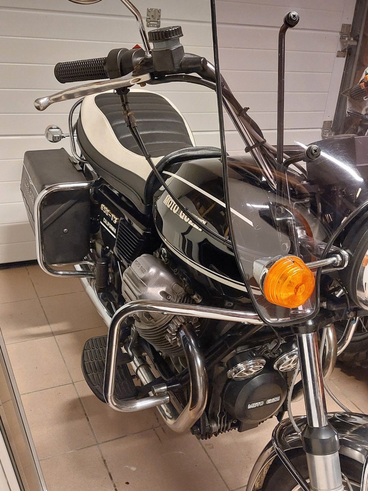 Moto Guzzi 850 T3 California, Motoren, Particulier