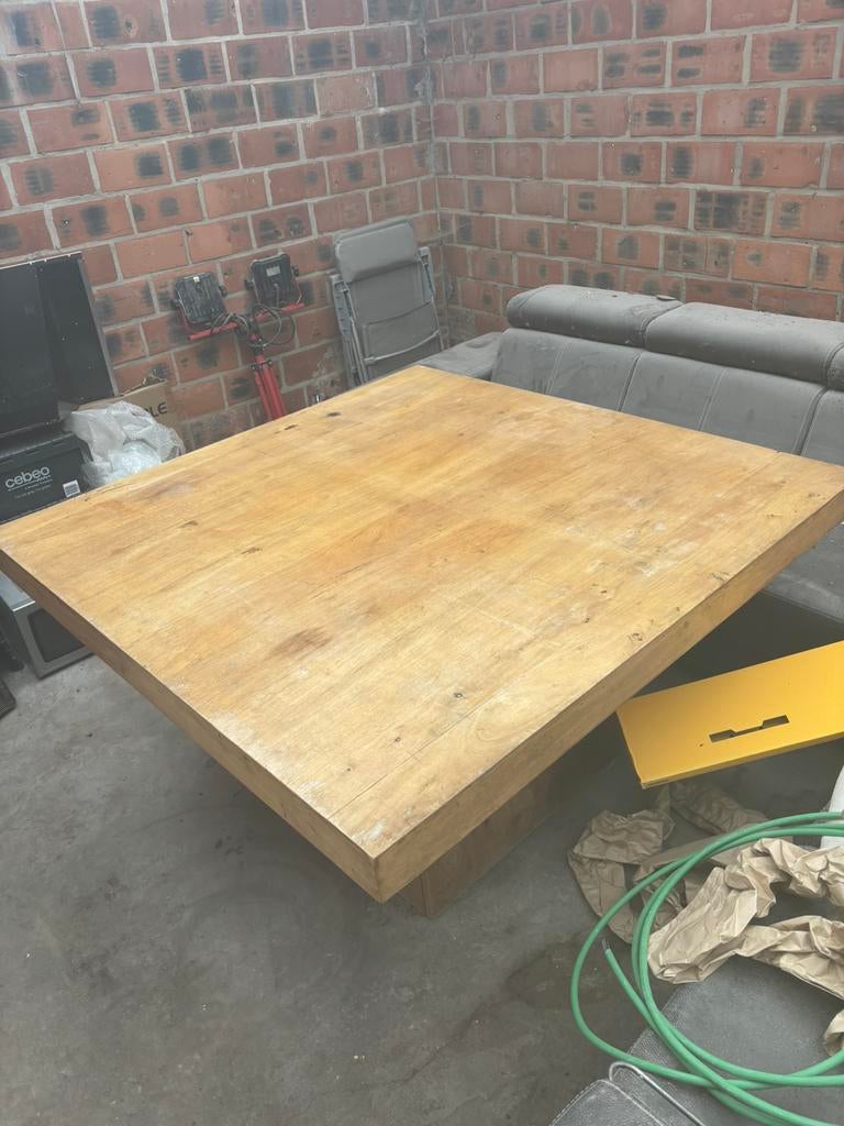 Houte tafel 1,5m op 1,5m, Ophalen, Zo goed als nieuw