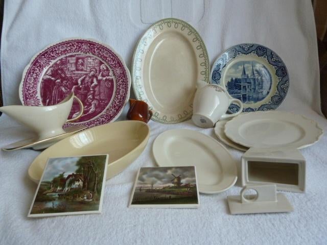 13x Villeroy Boch, Boch Frères, Delft, Maastrichtse keramiek, Antiek en Kunst, Antiek | Servies compleet, Ophalen of Verzenden