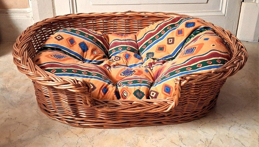 Rieten ovale hondenmand met kussen (Jolly )  80 cm x 60 cm, Dieren en Toebehoren, Ophalen, Zo goed als nieuw, Riet