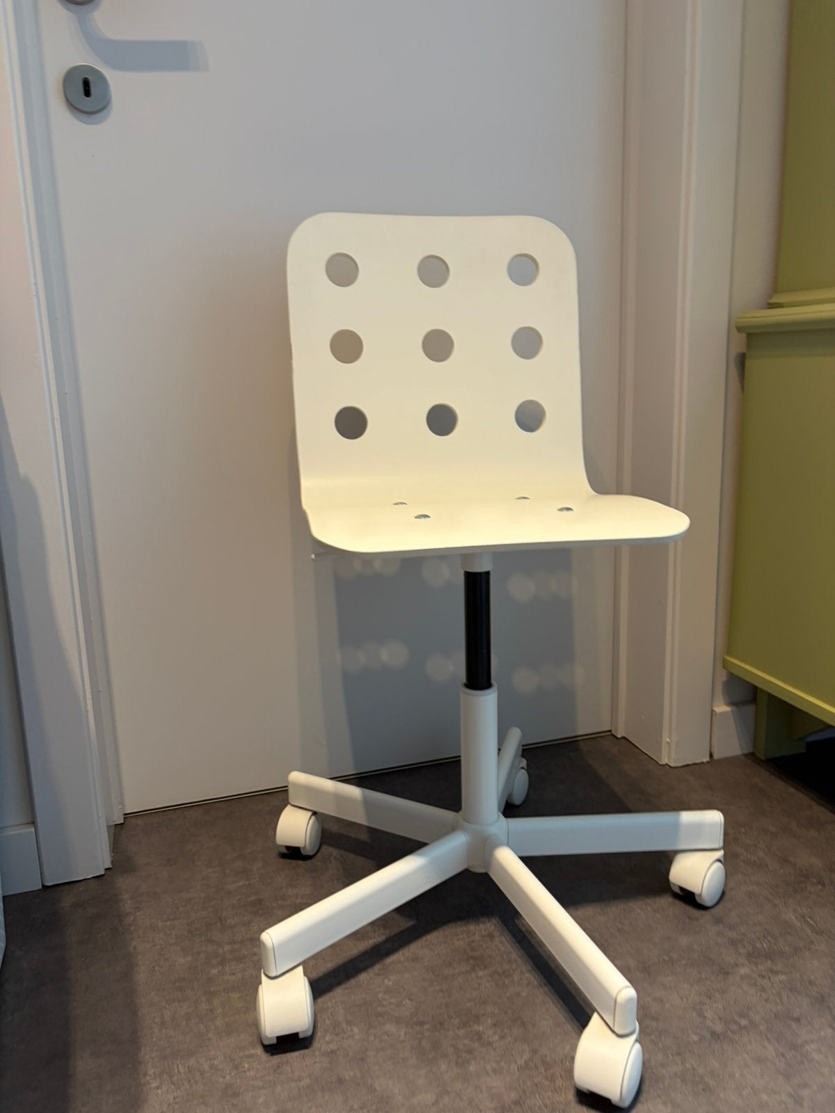 Kinder bureaustoel ikea, Ophalen, Zo goed als nieuw, Bureaustoel