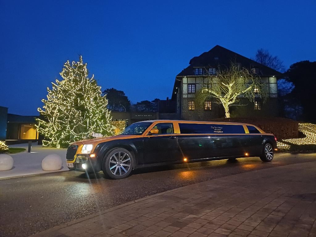 Unieke Chrysler 300c stretch limousine !!, Autos, Achat, Automatique, Particulier, 300C