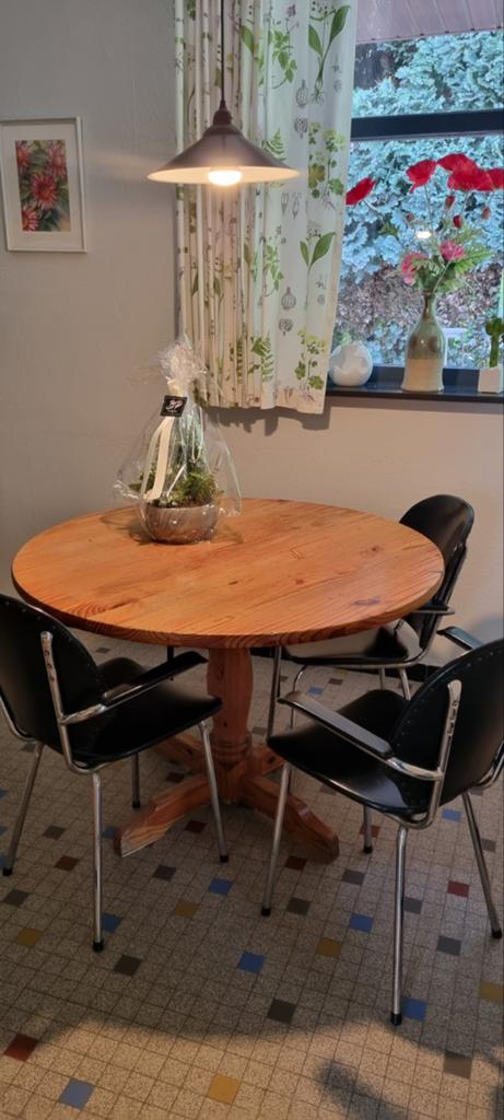 Eettafel met 4 stoelen, Huis en Inrichting, Tafels | Eettafels, Ophalen of Verzenden