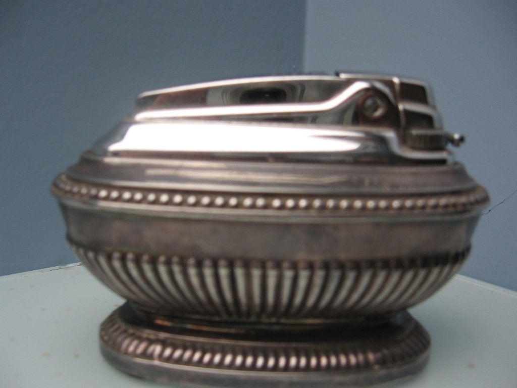 Briquet de bureau Ronson Queen Anne., Collections, Enlèvement ou Envoi, Comme neuf, Briquet