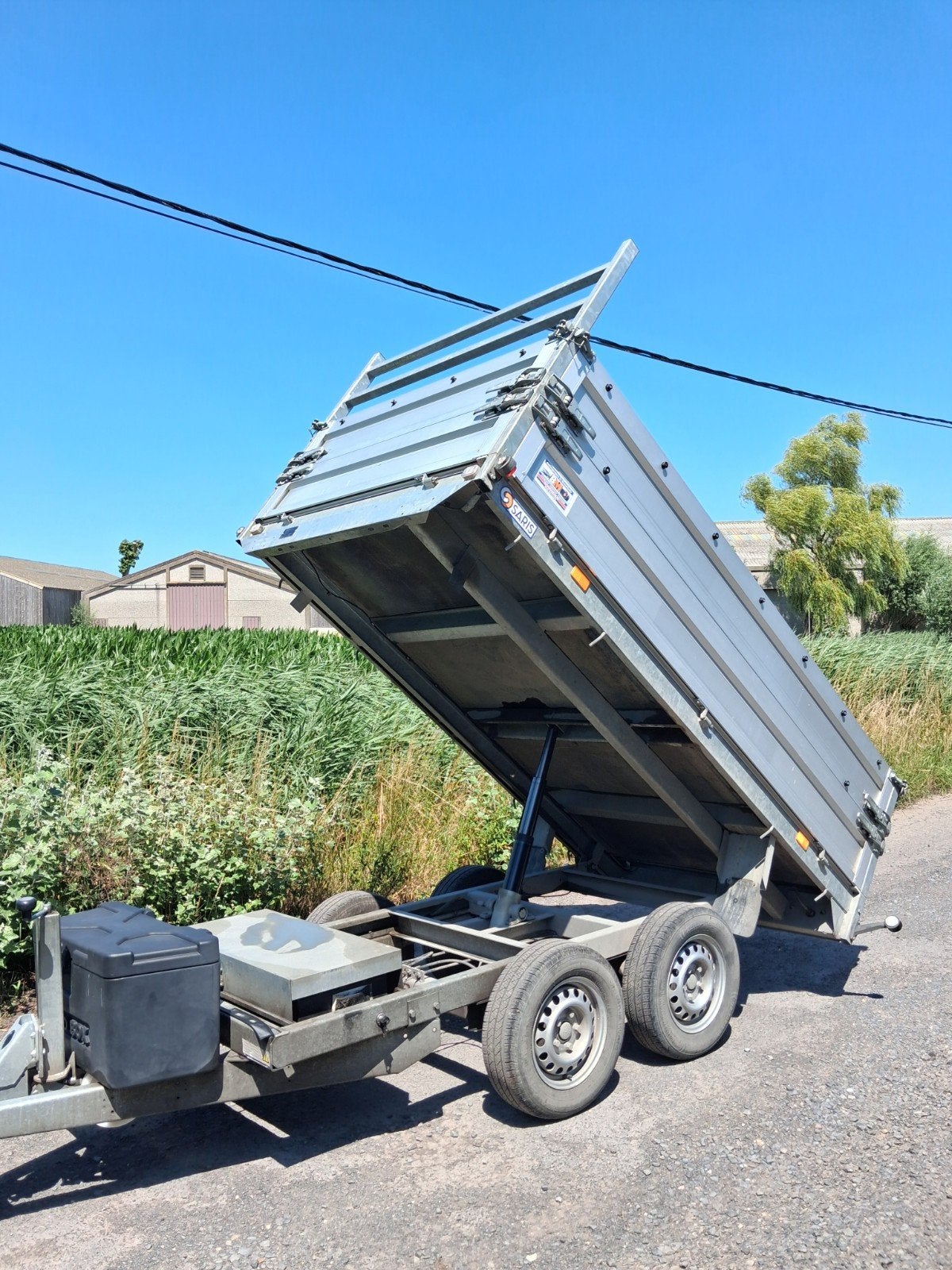 Electrische kipper SARIS 2ton 2m76 x 1m55 zo goed als nieuw!, Ophalen, Zo goed als nieuw