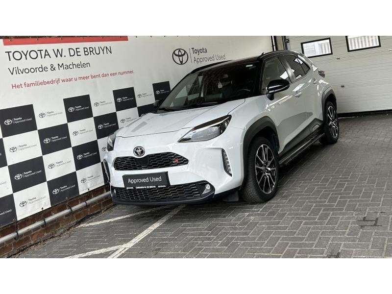 Toyota Yaris Cross GR Sport Bi-tone, Automaat, https://public.car-pass.be/vhr/4dcb3f7a-b4e3-42e7-af76-0566cea60cba, 1490 cc, Bedrijf