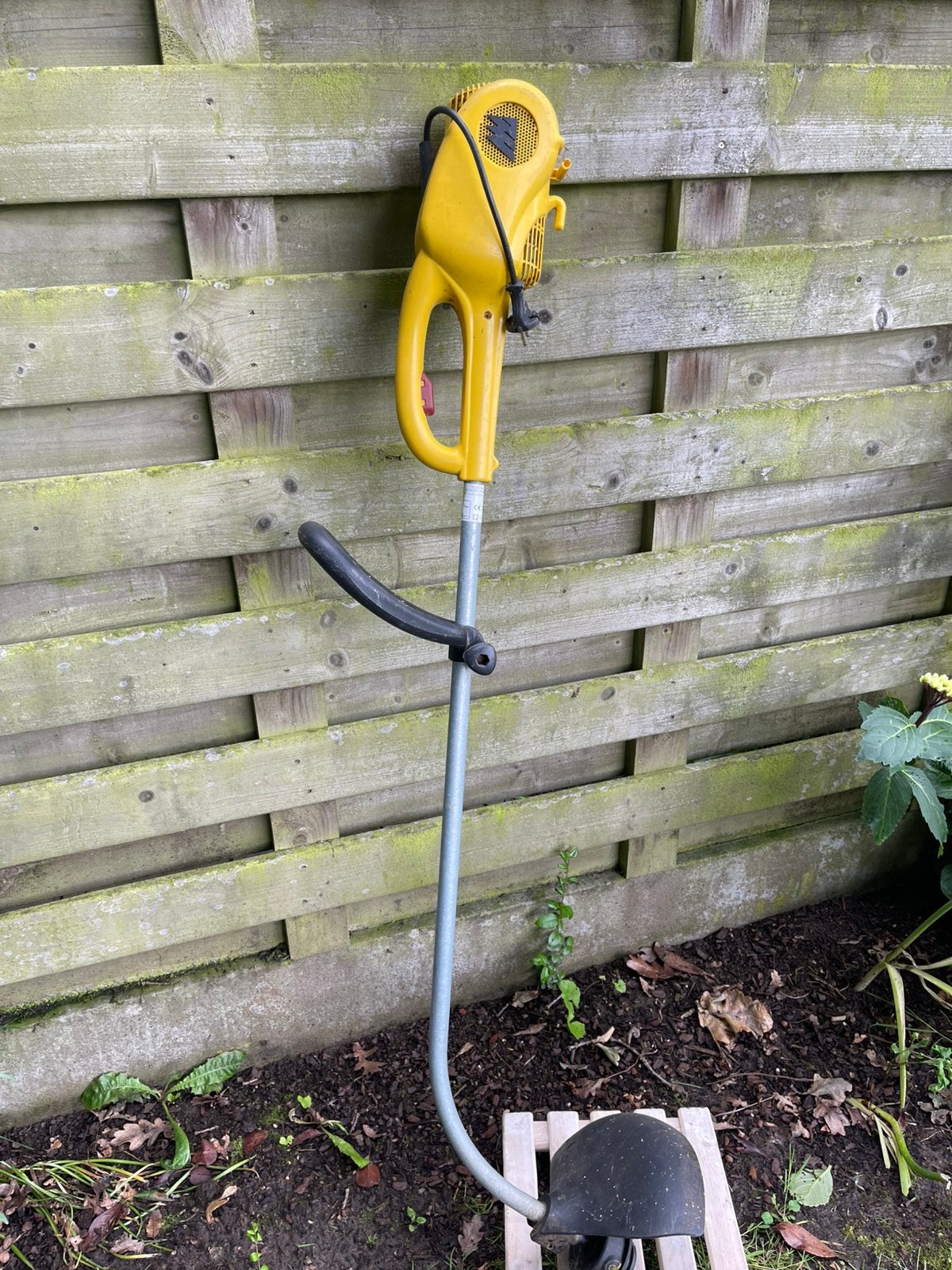 Kantmaaier, Jardin & Terrasse, Coupe-bordures, Enlèvement, Utilisé, Électrique