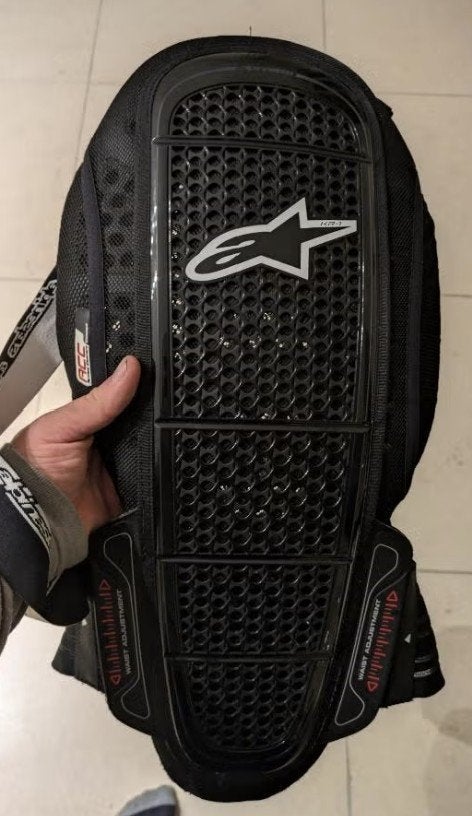 alpinestars nucleon KR-1 rugbeschermer (size: M), Motos, Enlèvement, Autres types, Alpinestar