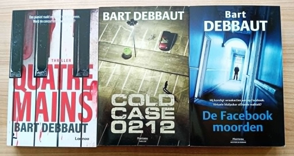 Quatre-mains / Cold Case /Facebook moorden/ Bart Debbaut, Boeken, Thrillers, Nieuw, Ophalen