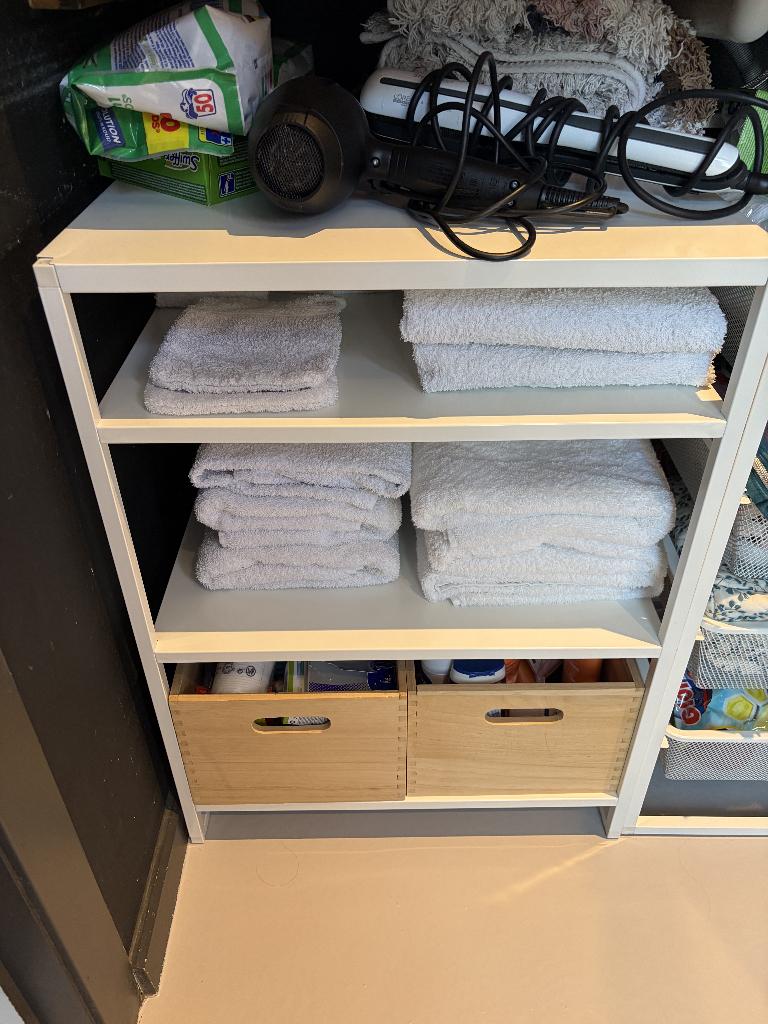 Klein kastje legplanken JONAXEL Ikea, Ophalen, Gebruikt