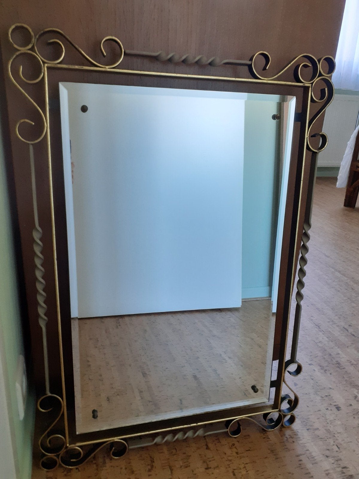Miroir vintage, Enlèvement