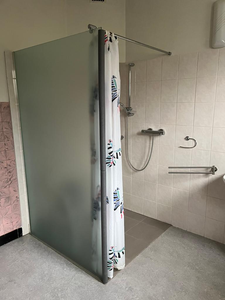 Douche, Huis en Inrichting, Ophalen, Zo goed als nieuw